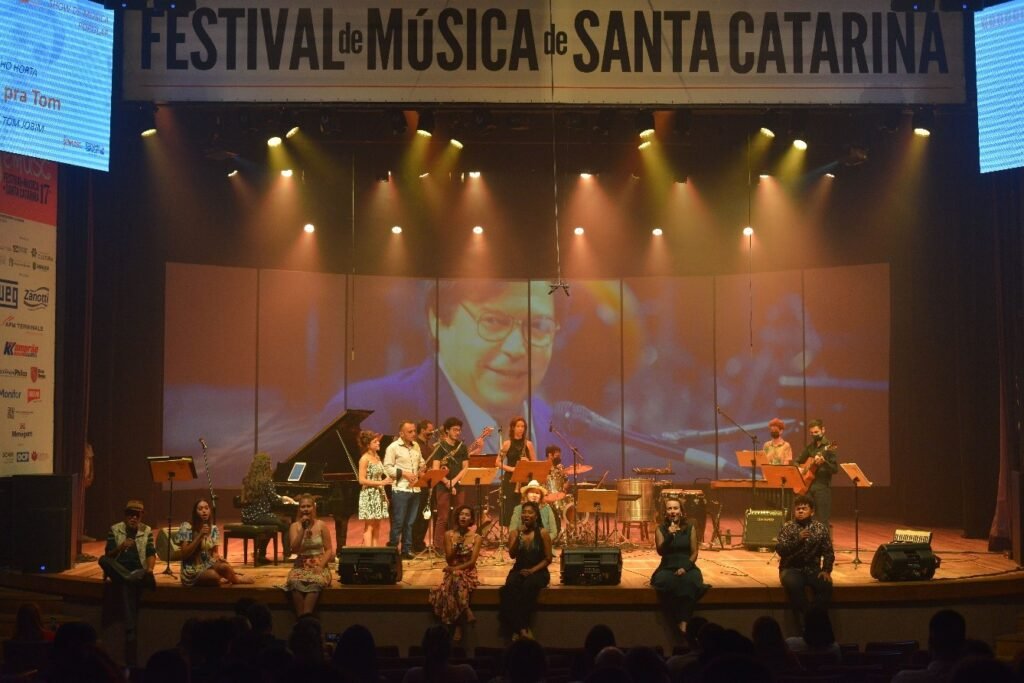 El espectáculo de inauguración de Femusc honra a Vinícius de Moraes, Ary Barroso y Waldir Azevedo