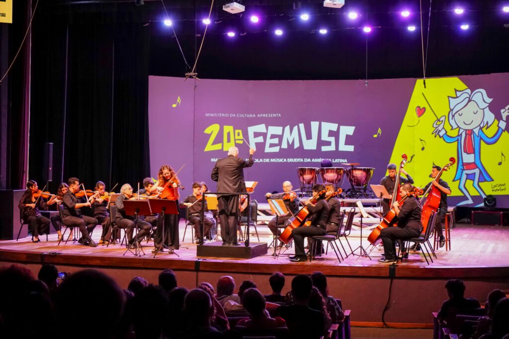 El programa Femusc Jaraguá ofrece educación musical gratuita para residentes de la región