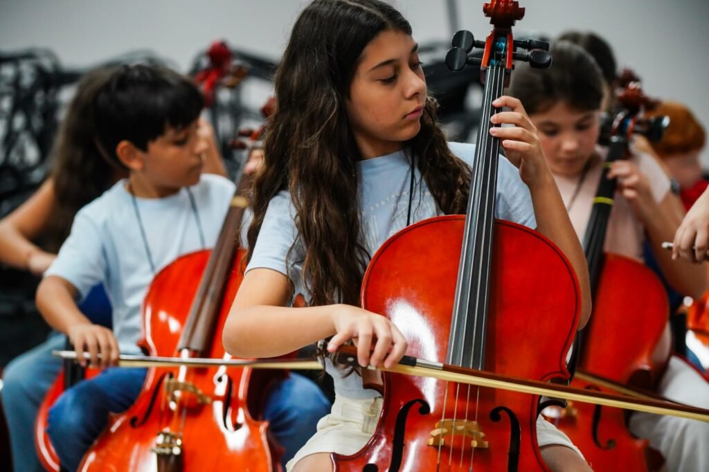 Femusckinho enseña música clásica, educa y entretiene a los niños durante las vacaciones escolares