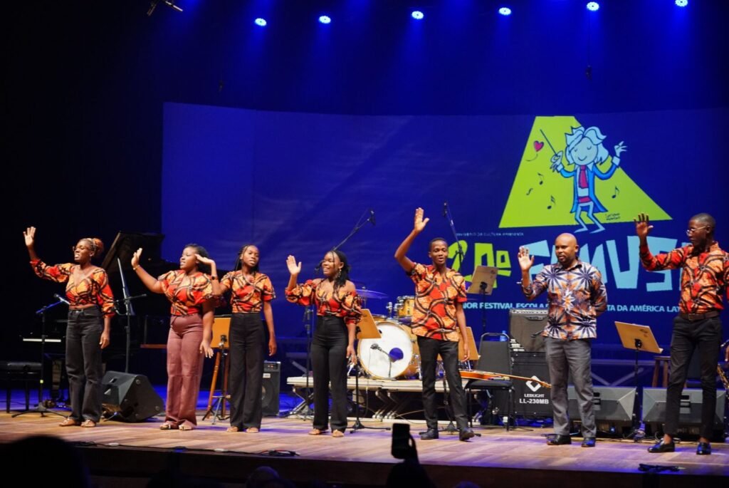 El coro mozambiqueño destaca en la presentación de canto lírico de la 20 Femusc este jueves (16)