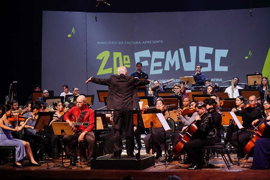 Concierto para familias trae diversión a la etapa femusca